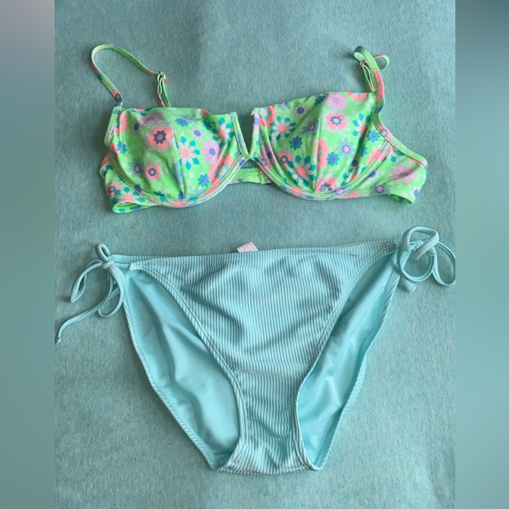 NWOT Ninety-Nine Floral Bikini Set